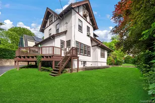 51 Maple Dr, Great Neck, NY 11021 - Photo 26