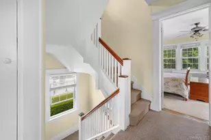 51 Maple Dr, Great Neck, NY 11021 - Photo 22