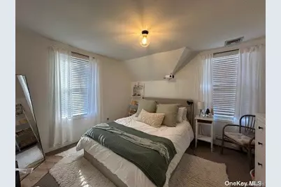 20 Dewey Street #2nd Floor, Huntington, NY 11743 - Photo 6