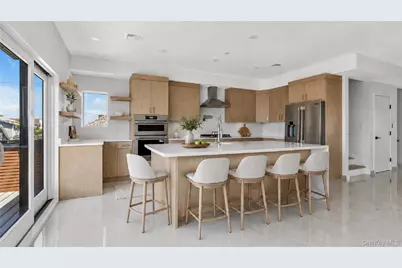 18 New Hampshire Street, Long Beach, NY 11561 - Photo 8