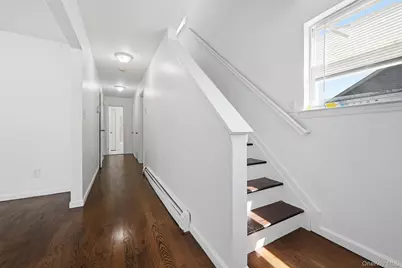 390 Atlantic Street, Copiague, NY 11726 - Photo 20