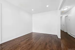 390 Atlantic St, Copiague, NY 11726 - Photo 18