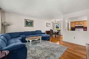 40 Alden Ave, West Islip, NY 11795 - Photo 2