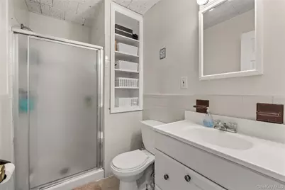 40 Alden Avenue, West Islip, NY 11795 - Photo 14