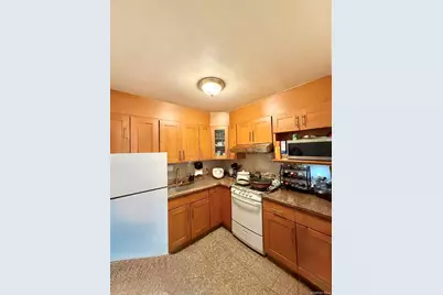 138-70 Elder Avenue #7G, Flushing, NY 11355 - Photo 10