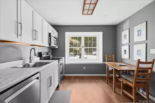157 Jay Ct, Lewisboro, NY 10518 - Photo 4