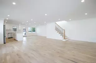 30 Kirkwood, Port Washington, NY 11050 - Photo 4
