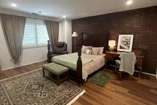 83 Foxwood Dr, Jericho, NY 11753 - Photo 10
