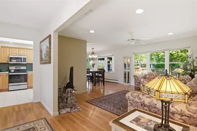 157 Belleview Avenue, Center Moriches, NY 11934 - Photo 4