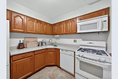10E Blue Hill #10E, Orangeburg, NY 10962 - Photo 12