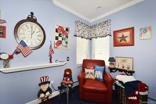 129 Margaret Blvd, Merrick, NY 11566 - Photo 20