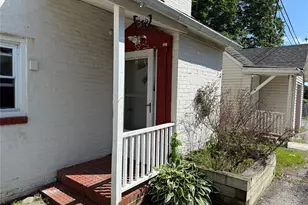 135 Sullivan St, Wurtsboro, NY 12790 - Photo 2