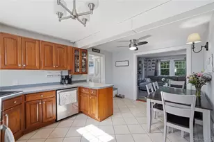 84 E Lakewood St, Patchogue, NY 11772 - Photo 14