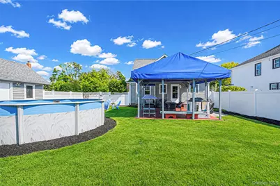 84 E Lakewood Street, Patchogue, NY 11772 - Photo 26