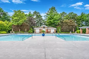 576 Leisure Dr, Ridge, NY 11961 - Photo 30