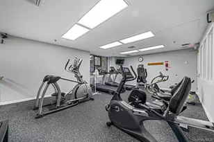 576 Leisure Dr, Ridge, NY 11961 - Photo 36