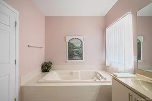 576 Leisure Dr, Ridge, NY 11961 - Photo 12