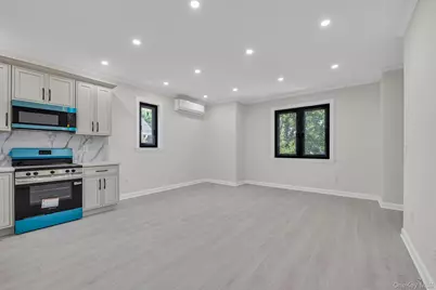 16428 77th Road, Fresh Meadows, NY 11366 - Photo 8