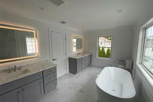 469 Andrews Rd, Mineola, NY 11501 - Photo 10