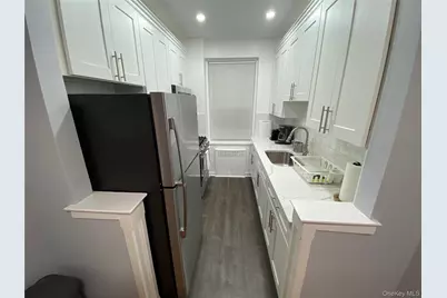 63-60 102nd Street #D1, Rego Park, NY 11374 - Photo 2