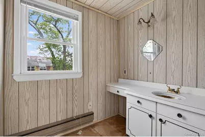 567 Pearl Street, Oceanside, NY 11572 - Photo 22