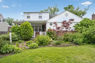 567 Pearl St, Oceanside, NY 11572 - Photo 2