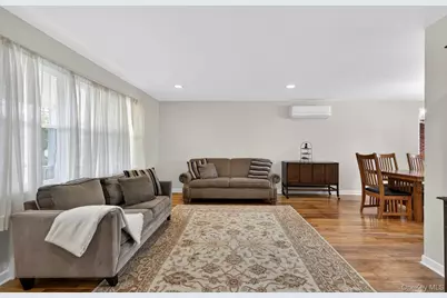 567 Pearl Street, Oceanside, NY 11572 - Photo 6