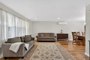 567 Pearl St, Oceanside, NY 11572 - Photo 6