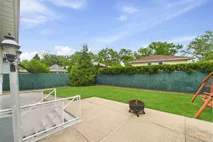 220 Nassau Blvd, New Hyde Park, NY 11040 - Photo 4