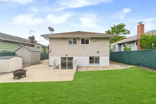 220 Nassau Blvd, New Hyde Park, NY 11040 - Photo 6