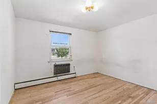 149-63 253rd St, Rosedale, NY 11422 - Photo 6