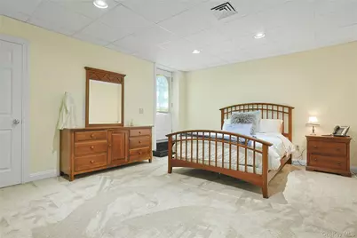 10 Hidden Oak Road, Armonk, NY 10504 - Photo 22