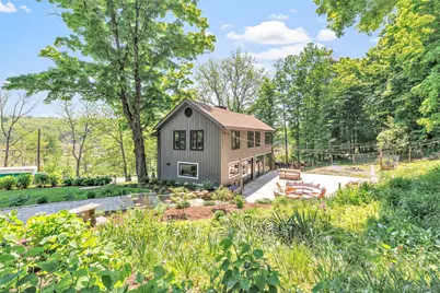 69 Primrose Street, Katonah, NY 10536 - Photo 2