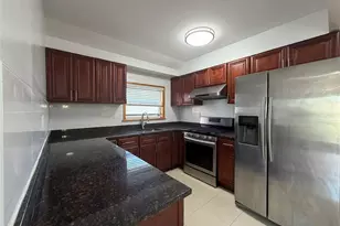 47-28 Bowne St, Flushing, NY 11355 - Photo 8