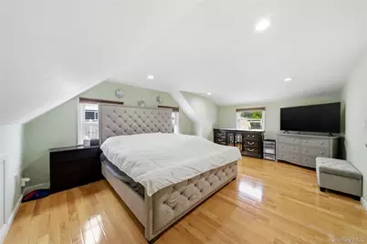 50 Ridge Lane, Levittown, NY 11756 - Photo 18