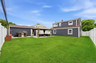 50 Ridge Ln, Levittown, NY 11756 - Photo 24