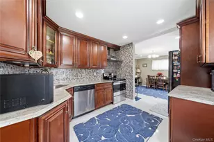 50 Ridge Ln, Levittown, NY 11756 - Photo 10