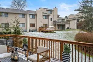 39 Chestnut Ln, Woodbury, NY 11797 - Photo 40