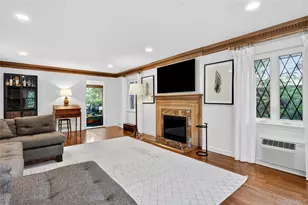 142 Mill Spring Rd, Manhasset, NY 11030 - Photo 6