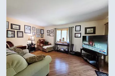 211 Babylon Street, Islip Terrace, NY 11752 - Photo 2