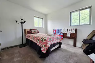 211 Babylon St, Islip Terrace, NY 11752 - Photo 6