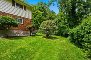 1903 Parr Lake Dr, Newburgh, NY 12550 - Photo 4