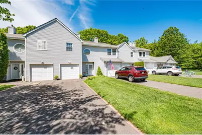 806 Sara Circle, Port Jefferson Station, NY 11776 - Photo 26
