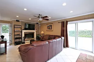 2959 Len Dr, Bellmore, NY 11710 - Photo 8