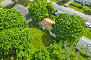 656 Taylor Ave, Patchogue, NY 11772 - Photo 8