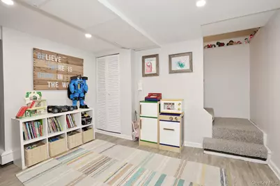 29 Clinton Avenue, Tappan, NY 10983 - Photo 20