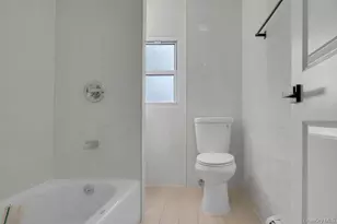 173-62 103rd Rd, Jamaica, NY 11433 - Photo 10