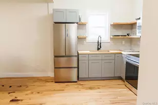 328 Columbia St, Hudson, NY 12534 - Photo 10
