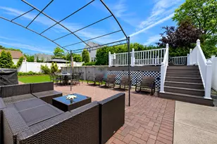 413 Woodfield Rd, West Hempstead, NY 11552 - Photo 4