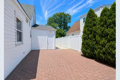 413 Woodfield Road, West Hempstead, NY 11552 - Photo 2